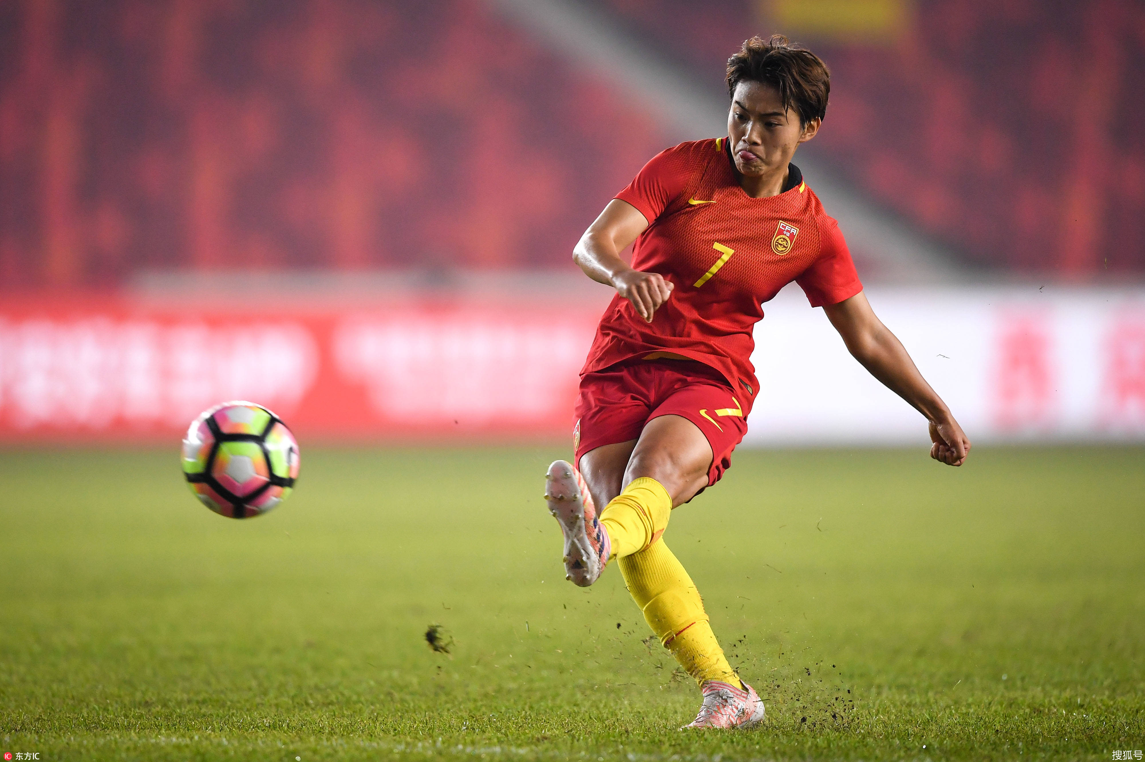 阿尔及利亚女足遗憾出局,无缘决赛 阿尔及利亚女足遗憾出局,无缘决赛