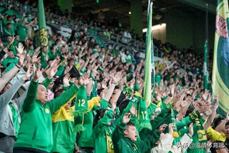 赛季冲刺前夕,球队备战士气高涨的简单介绍 赛季冲刺前夕,球队备战士气高涨的简单介绍