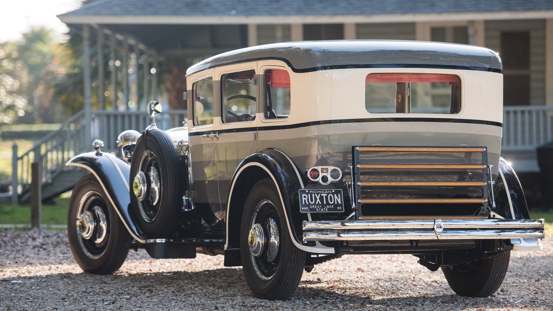 时空的交锋,当委内瑞拉遇见莱比锡红牛,本泽马以传奇之名落笔