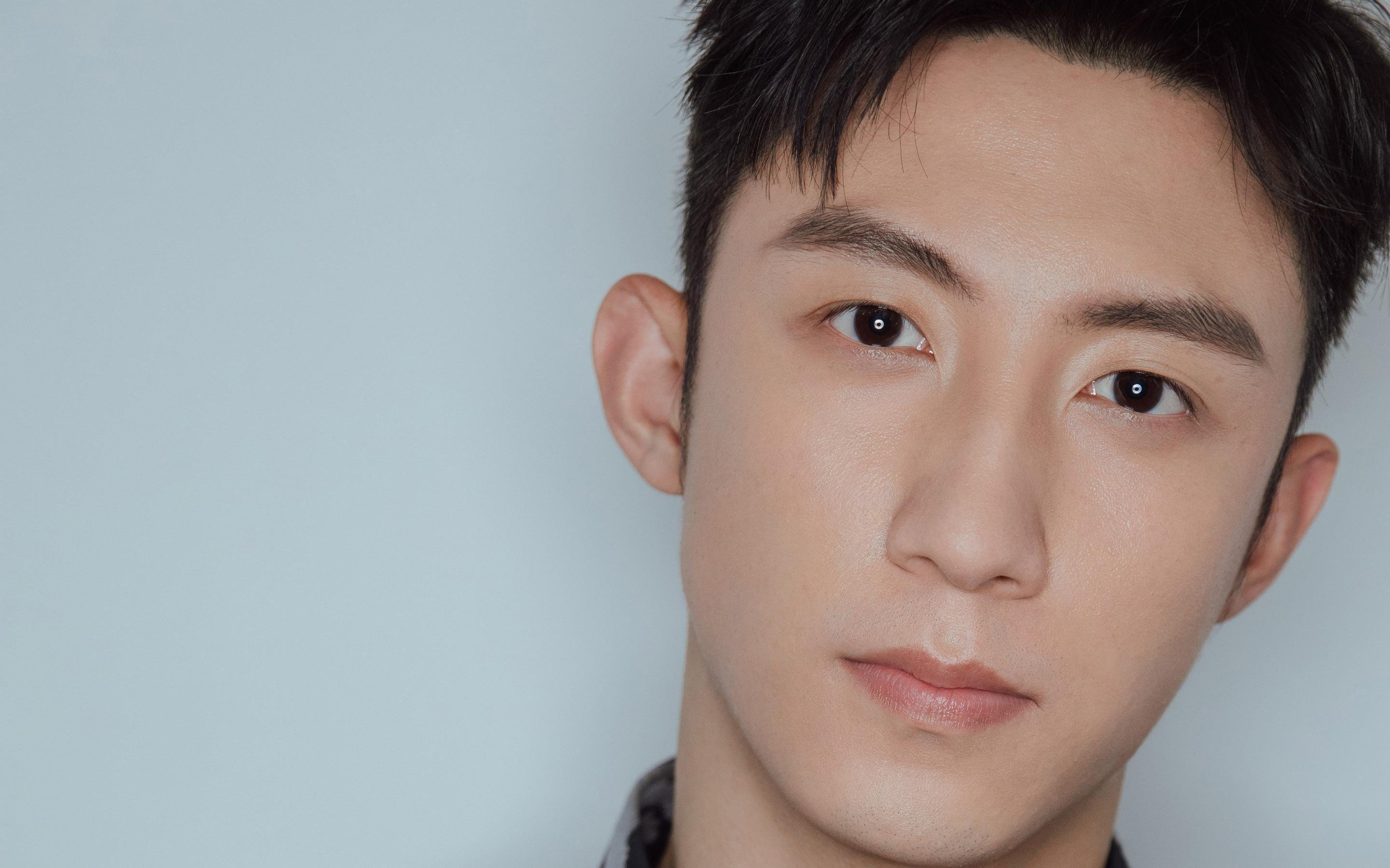 雷火电竞下载-霍勒迪，舞台越大，心跳越稳！湖人加时逆转雄鹿印证巨星定律